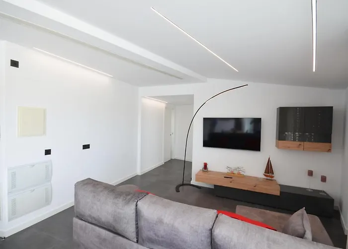 Port Apartment