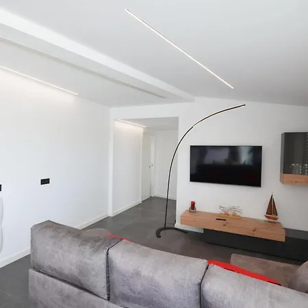 Port Apartment