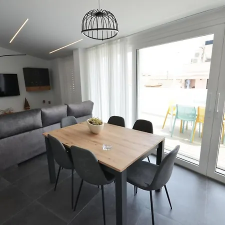 Port Apartment Cambrils