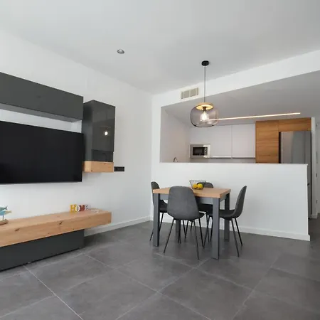Apartment Port *